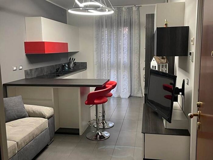 Appartamento bilocale in affitto in Via Jan Palach, Agrate Brianza