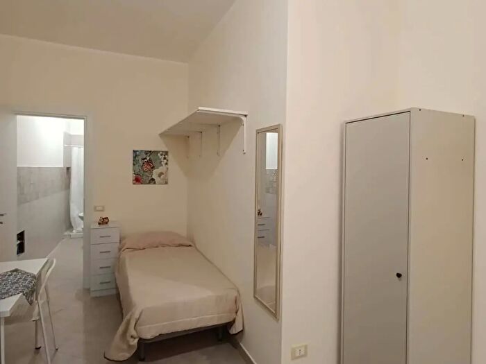 Appartamento monolocale in affitto in Via Rosario Gregorio, Palermo