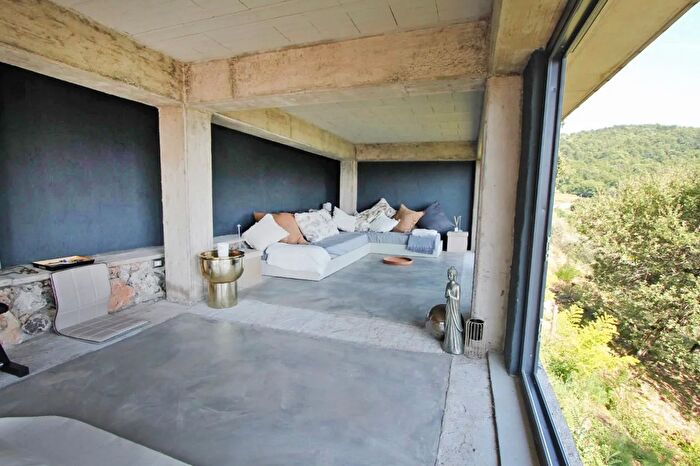 Casa con 6 locali in vendita in Via IV Novembre, Fivizzano