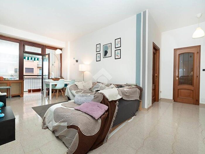 Appartamento trilocale in affitto in Via Malta, San Paolo, Torino