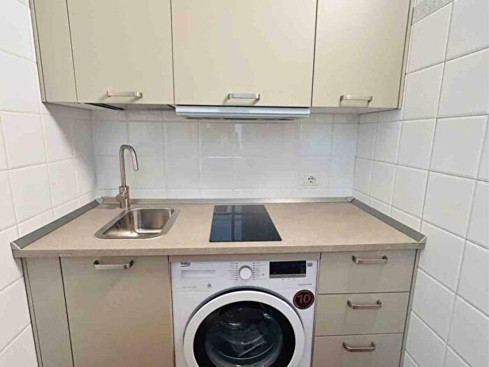 Appartamento monolocale in affitto in Via dei Gallucci, Centro Storico, Modena