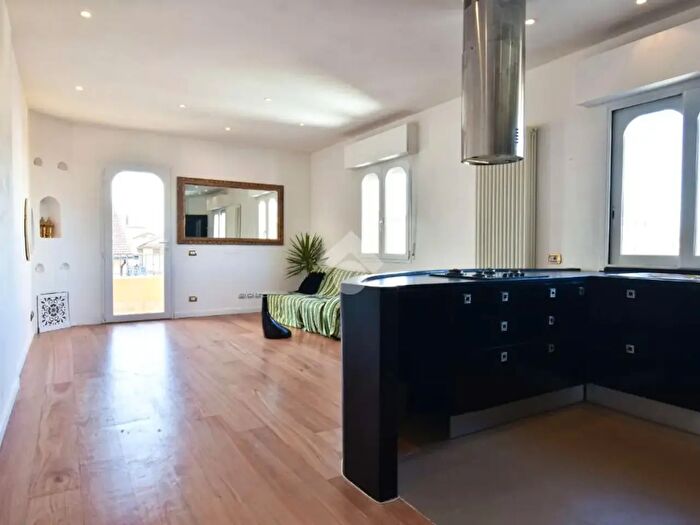 Appartamento bilocale in vendita in Via Achille Torelli, Rimini