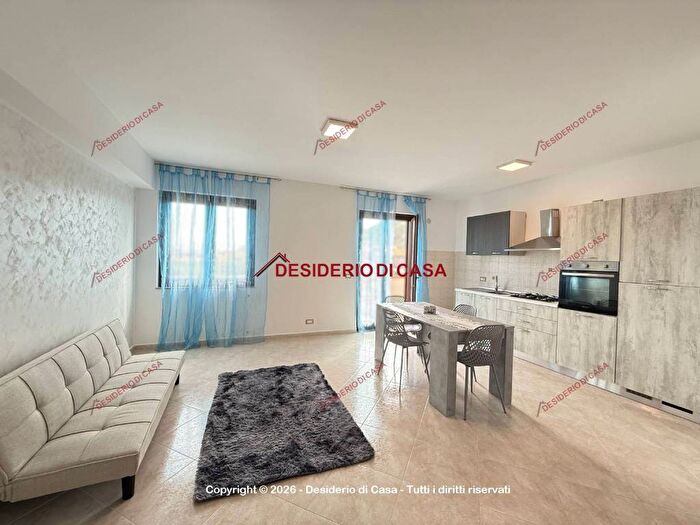 Appartamento trilocale in affitto in Via Lungomare, Centro, Spadafora