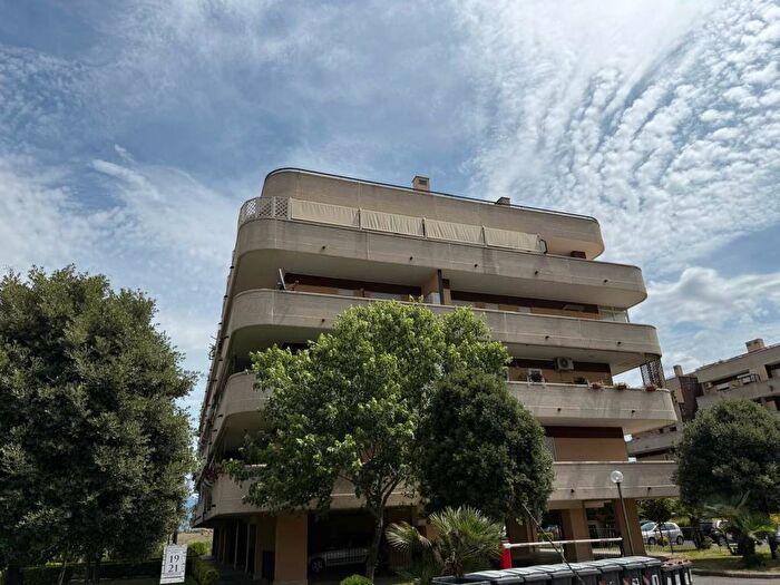 Appartamento bilocale in affitto in Via Valentino Cerruti, Ponte di Nona, Roma