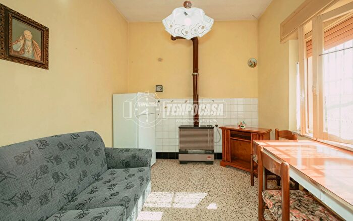 Casa bilocale in vendita in Via Elisa Sciolla, Langosco