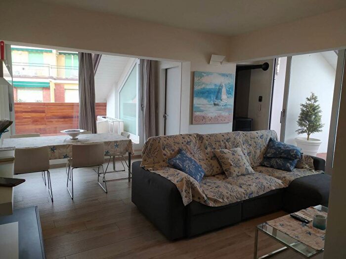 Casa trilocale in affitto in Via Privata Marconi, Muretto di Alassio Stazione Corso Marconi, Alassio