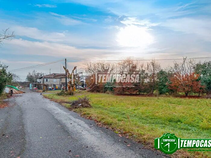 Casa con 5 locali in vendita in Via Ricetto, Cadeo