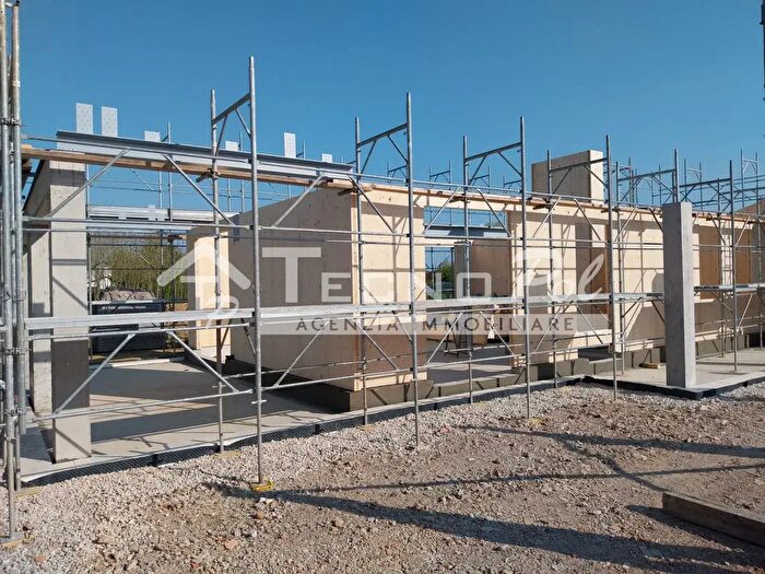 Casa quadrilocale in vendita in Via Alessandro Volta, Vigonza