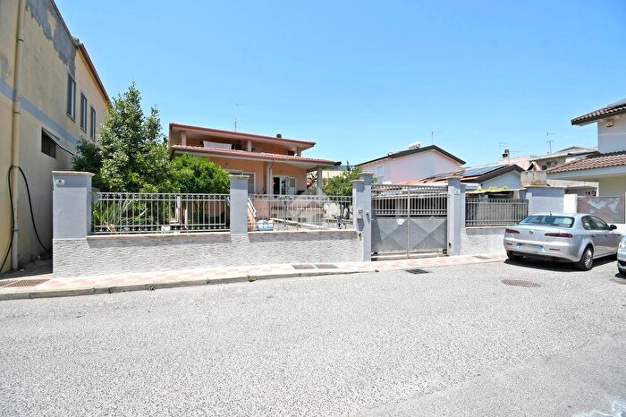 Casa quadrilocale in vendita in Via Antonio Segni, Cagliari