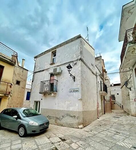 Casa trilocale in vendita in Indirizzo Via Cassano Vecchia, Cassano Delle Murge