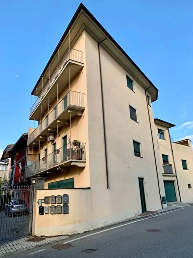 Appartamento trilocale in vendita in Via San Nazario Ivrea, Ivrea