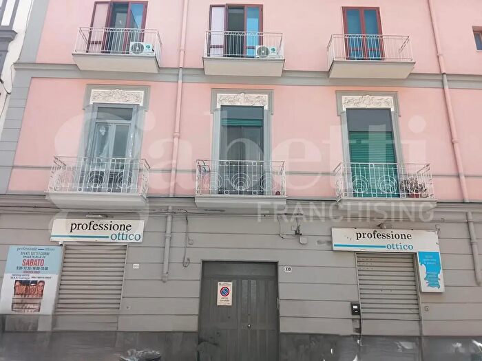Appartamento trilocale in vendita in Via Vittorio Veneto, Torre Annunziata
