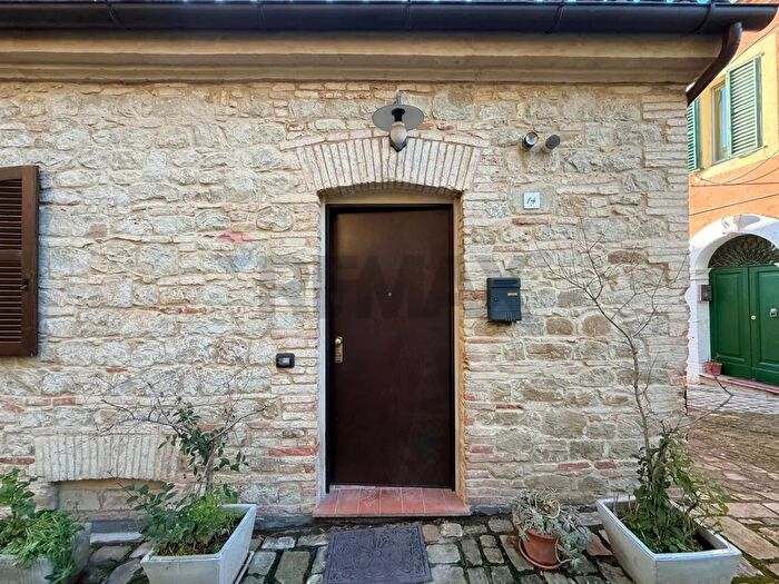 Appartamento bilocale in affitto in Via Poggetto, Castelbellino