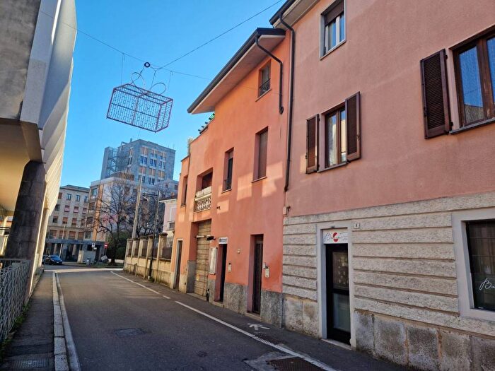 Appartamento monolocale in affitto in Via Antonio Pozzi, Piazza Santa Maria, Busto Arsizio