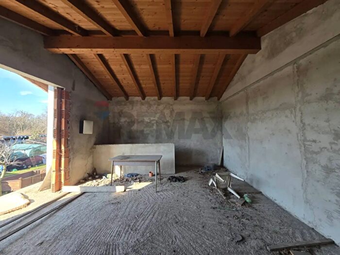 Casa con 5 locali in vendita in Via Balzarine, Fagnano Olona