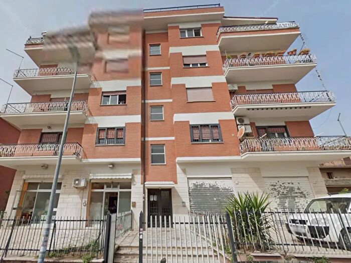 Appartamento bilocale in vendita in Via Grottaminarda, Roma