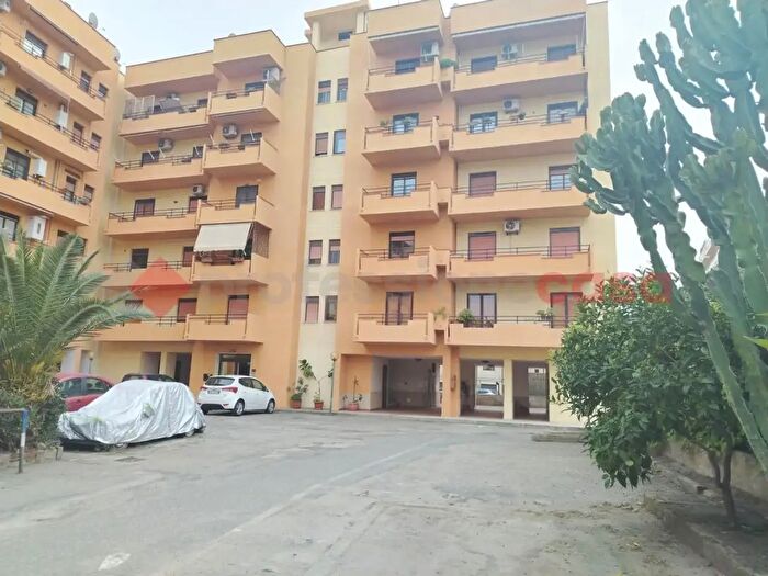 Appartamento quadrilocale in vendita in Via Aurelio Sorrentino g, Reggio Calabria