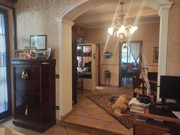 Appartamento con 5 locali in vendita in Via Bergamo, Guidonia Montecelio