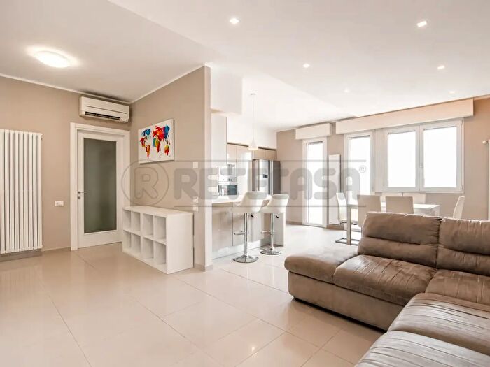 Appartamento con 7 locali in vendita in Via Cavalieri di Vittorio Veneto, Padova