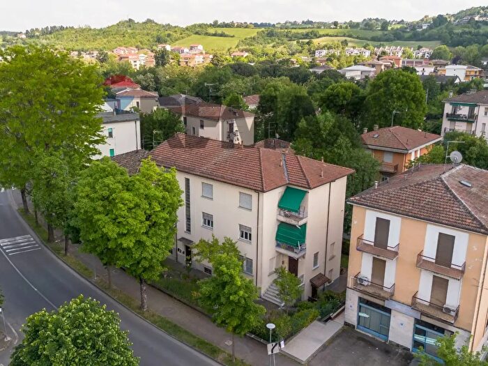 Appartamento con 5 locali in vendita in Viale Giacomo Matteotti, Salsomaggiore Terme