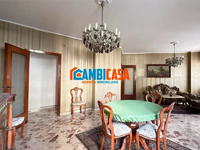 Appartamento quadrilocale in vendita in Viale Regione Siciliana Nord Ovest, Palermo