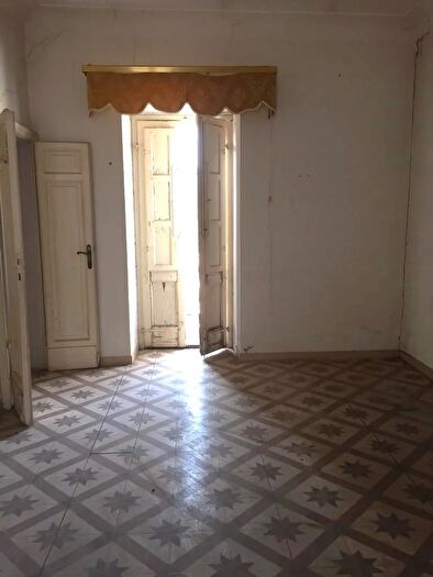 Appartamento con 6 locali in vendita in Roccascalegna