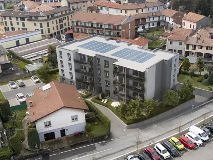 Case in Vendita e in Affitto - 2