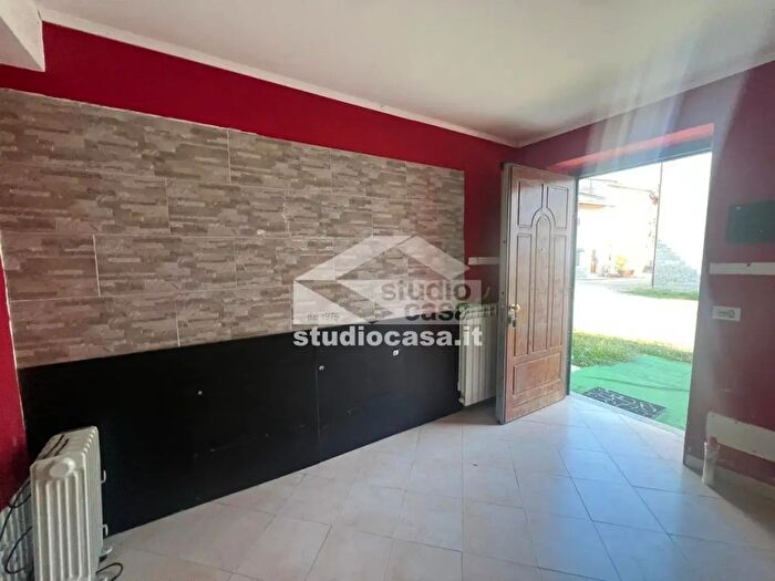 Casa bilocale in vendita in Via Chiesa, Magherno