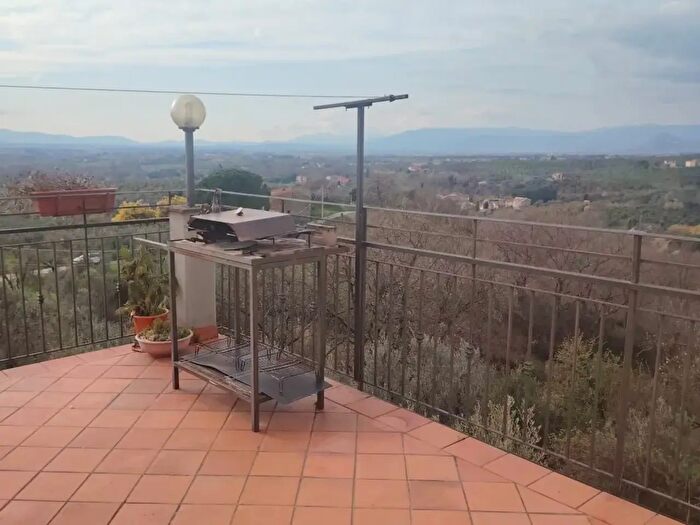 Appartamento trilocale in affitto in Vinci