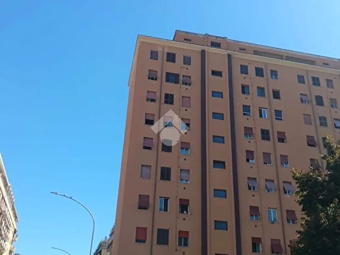 Appartamento trilocale in vendita in Via Sampiero di Bastelica, Roma