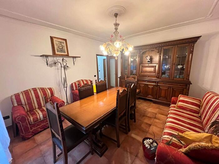 Appartamento con 5 locali in affitto in Pozza, Maranello