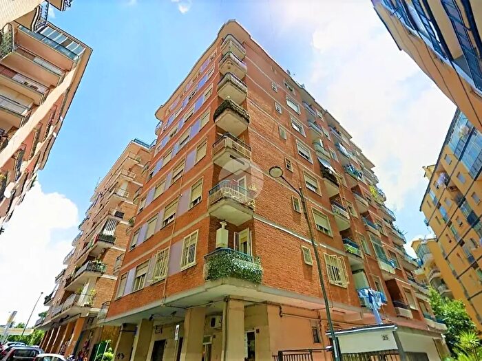 Appartamento bilocale in vendita in Via Giovanni Miranda, Napoli