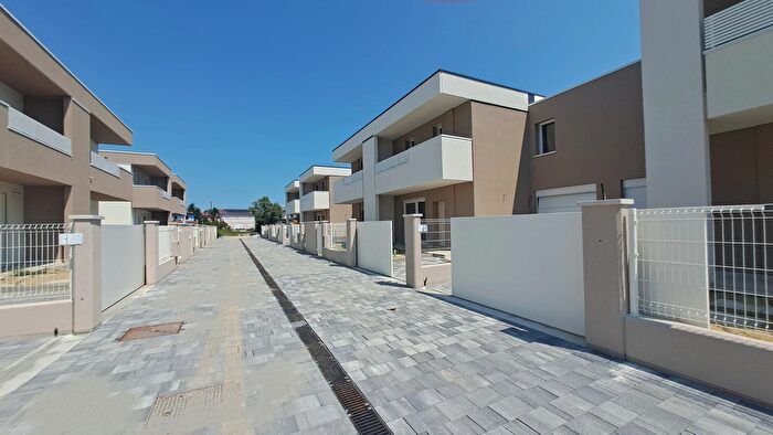 Casa con 6 locali in vendita in Via Friedemberg, Venezia