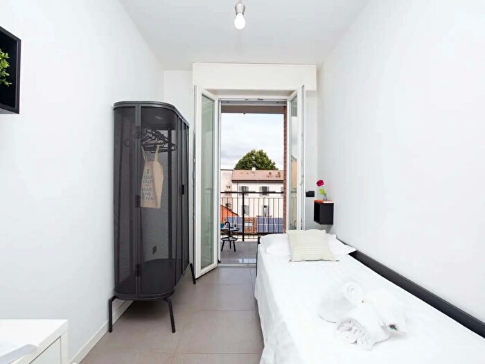 Appartamento in affitto in Via Luigi Mercantini, Milano