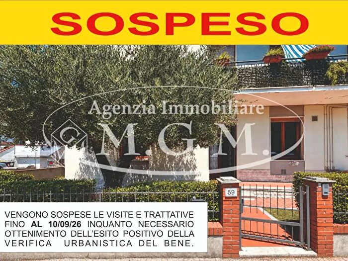 Appartamento con 5 locali in vendita in Acquisto, Bientina