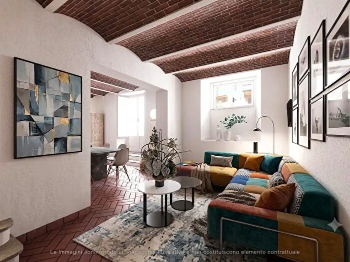 Appartamento con 15 locali in vendita in Firenze