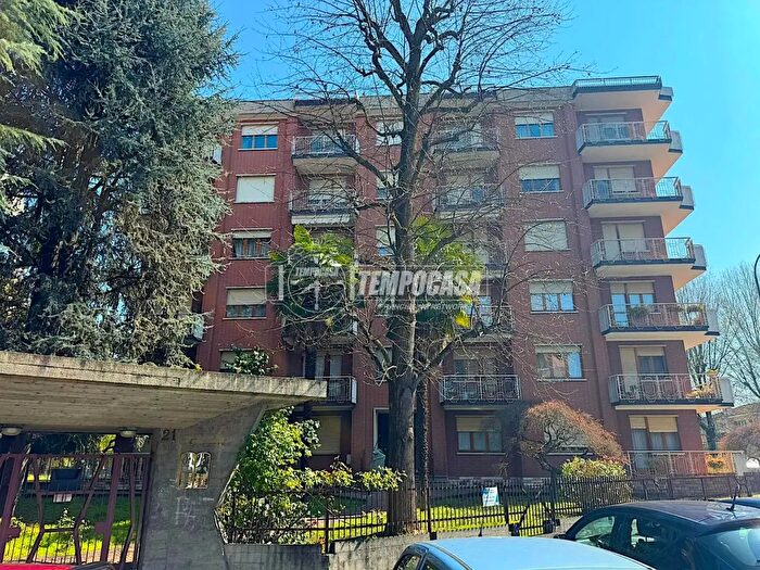 Appartamento trilocale in vendita in Via San Mauro, Settimo Torinese