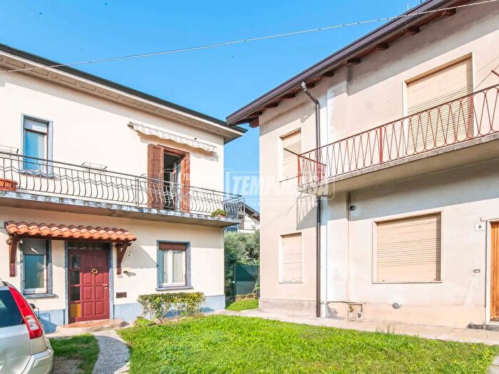Appartamento trilocale in vendita in Via del Carso, Gerenzano