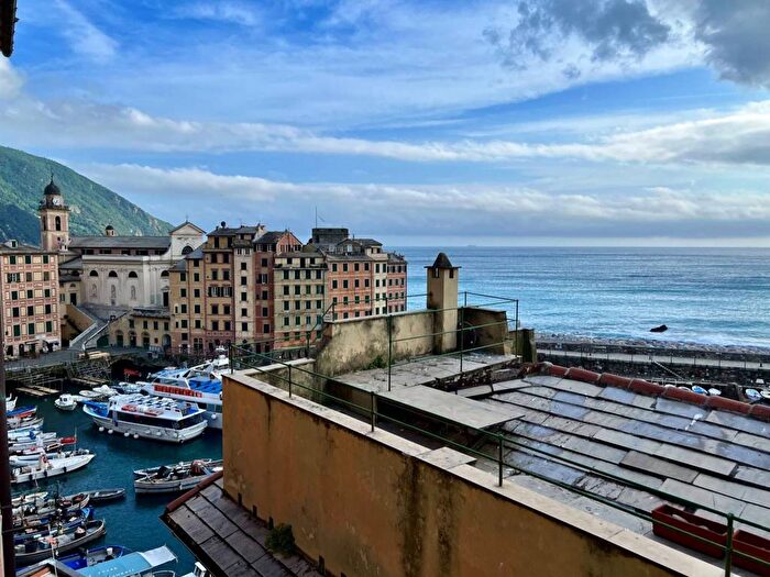 Appartamento bilocale in affitto in Via al Porto, Centro, Camogli
