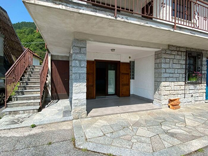 Case in Vendita e in Affitto - 2