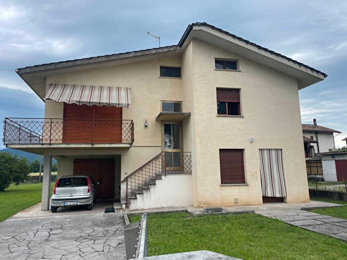 Appartamento bilocale in affitto in Via Roma, Centro, Moimacco