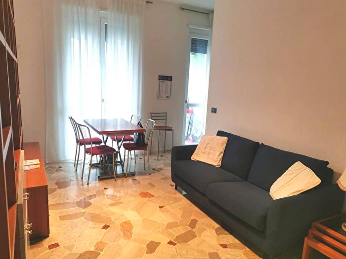 Appartamento trilocale in affitto in Viale Italia, Centro, Sesto San Giovanni