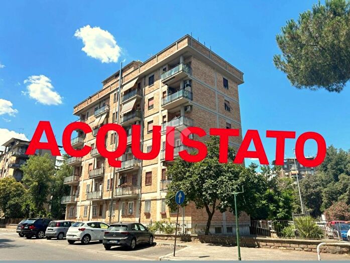 Appartamento con 5 locali in vendita in Via Giuseppe Chiovenda, Roma