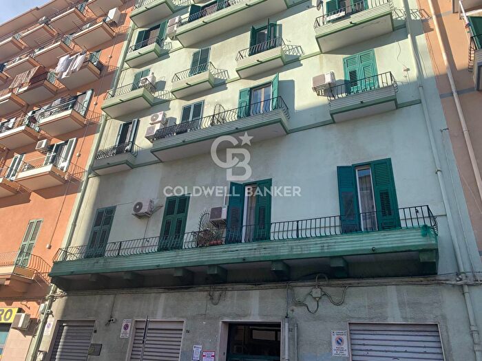 Appartamento con 5 locali in vendita in Via Cagliari, Taranto