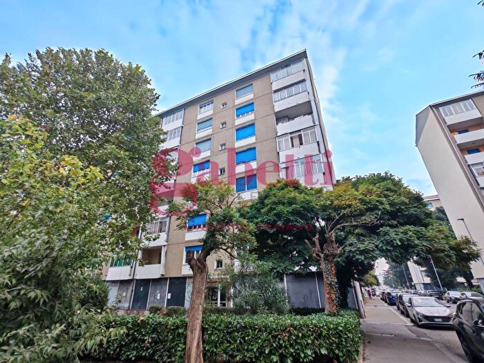 Appartamento quadrilocale in affitto in via ROVEDA D, Mirafiori Sud Strada del Drosso, Torino