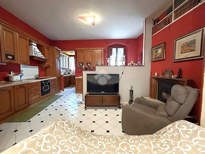 Casa con 5 locali in vendita in Via Roma, Sesto Ed Uniti