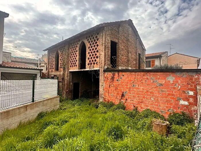 Casa quadrilocale in vendita in Emilia, Pontecurone