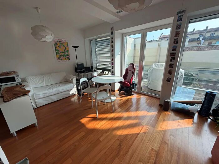 Appartamento bilocale in affitto in Via Saluzzo, Torino