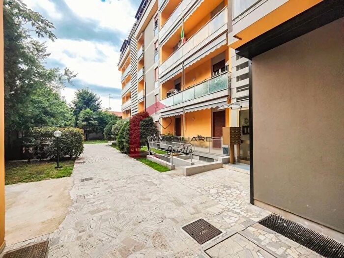 Appartamento trilocale in affitto in Via Francesco Mussi, Centro, Corbetta