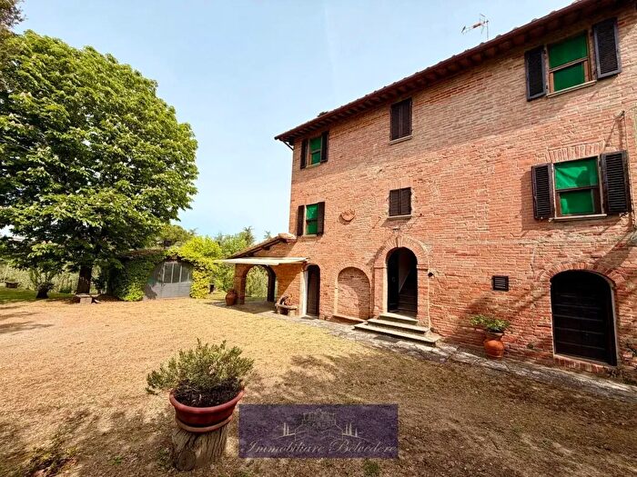 Casa con 10 locali in vendita in Via Cunicchio, Foiano Della Chiana